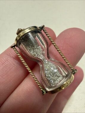 Vintage 10K GOLD Hourglass Charm Pendant
